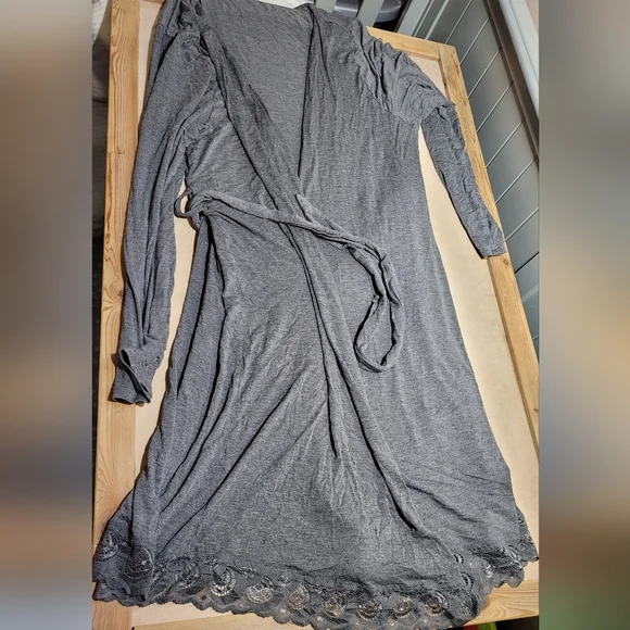 Source Unknown Charcoal Maternity Robe - Picture 3 of 10